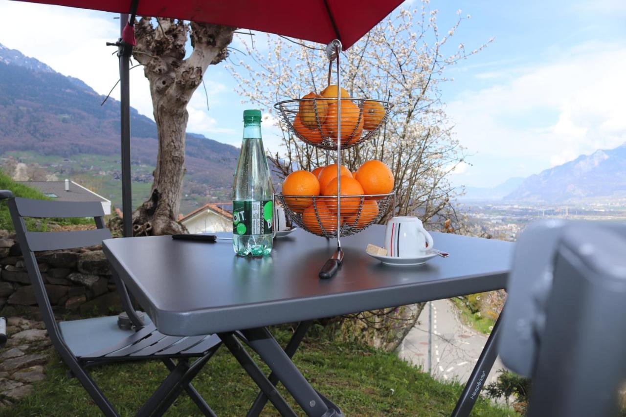 La Lapia Lägenhet Monthey Exteriör bild